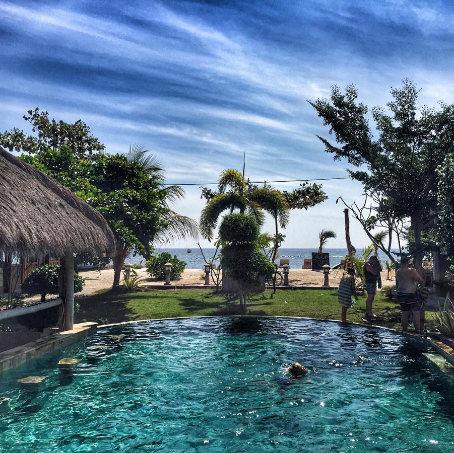 Puri Air Beach Resort & Spa Gili Air Buitenkant foto