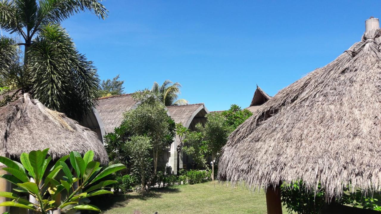 Puri Air Beach Resort & Spa Gili Air Buitenkant foto