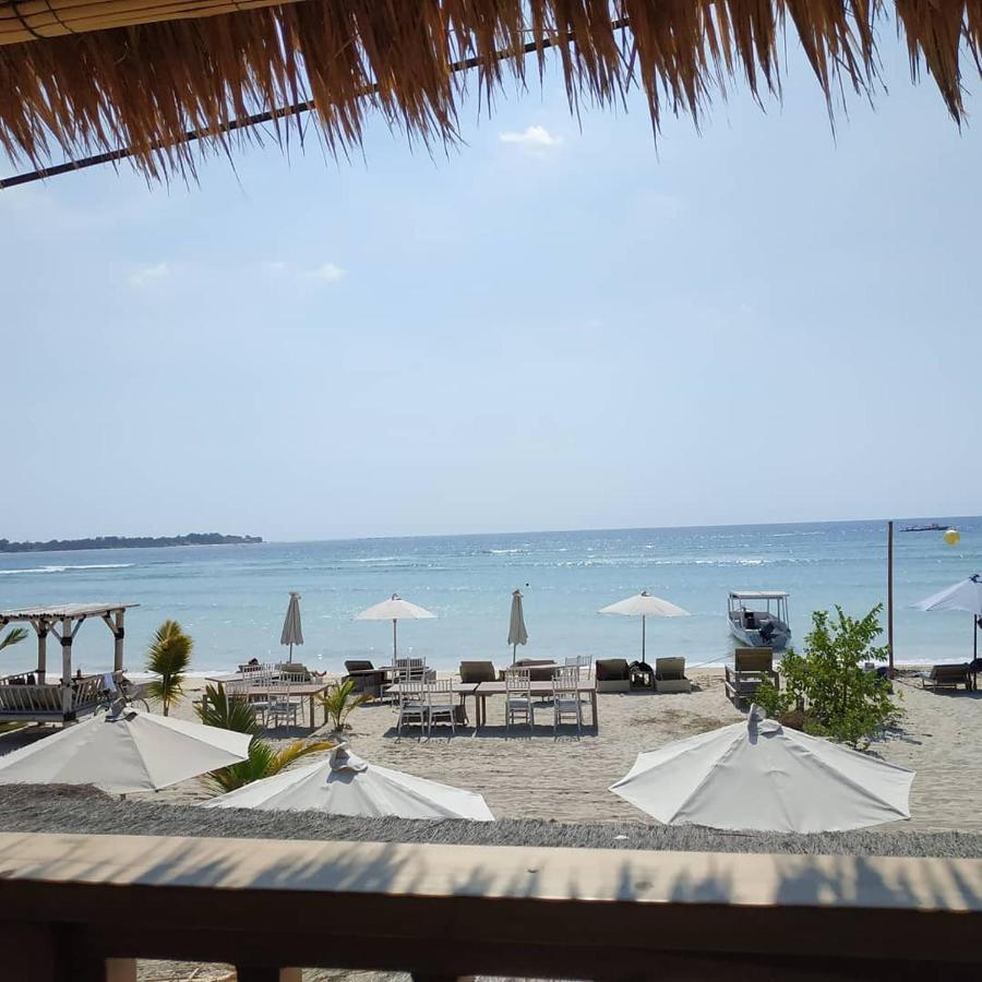 Puri Air Beach Resort & Spa Gili Air Buitenkant foto