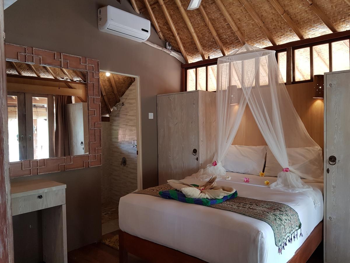 Puri Air Beach Resort & Spa Gili Air Buitenkant foto