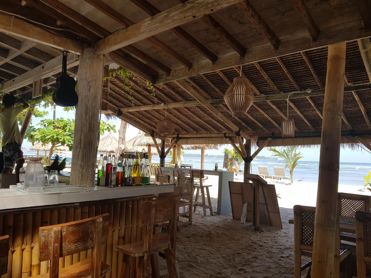 Puri Air Beach Resort & Spa Gili Air Buitenkant foto